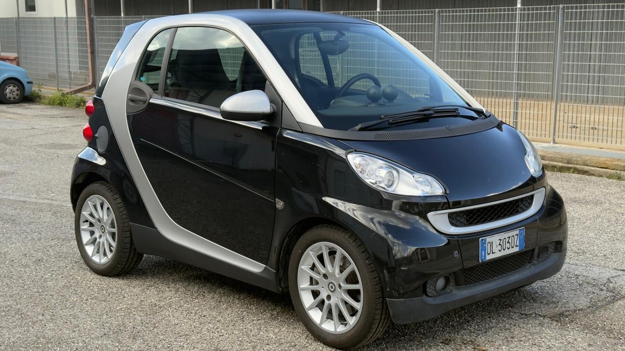 Smart ForTwo 1000 52 kW coupé passion
