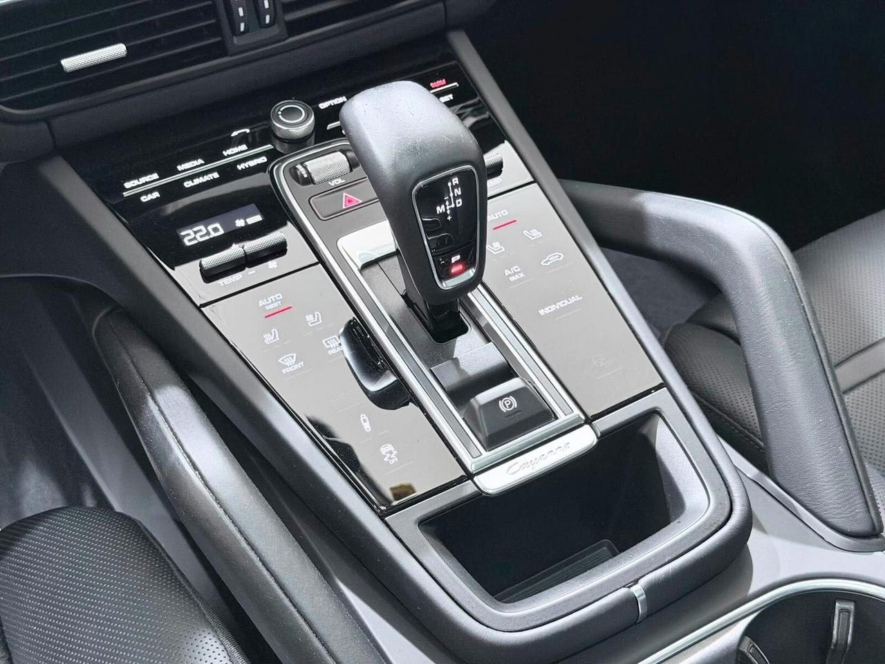 PORSCHE CAYENNE COUPE 3.0 340cv E-HYBRID FULL