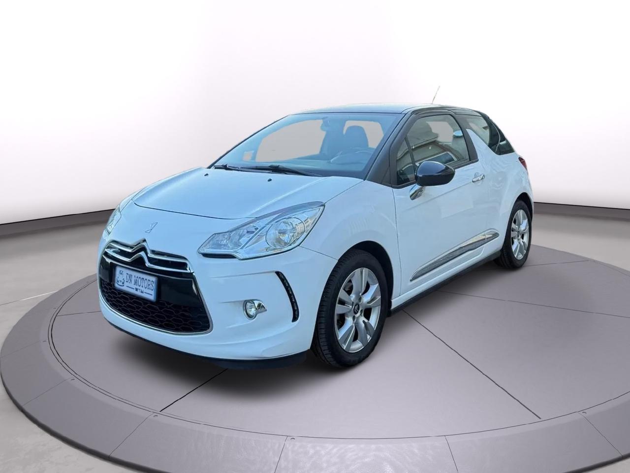 Citroen DS3 Just black 1.4 hdi 2016 ottimo stato