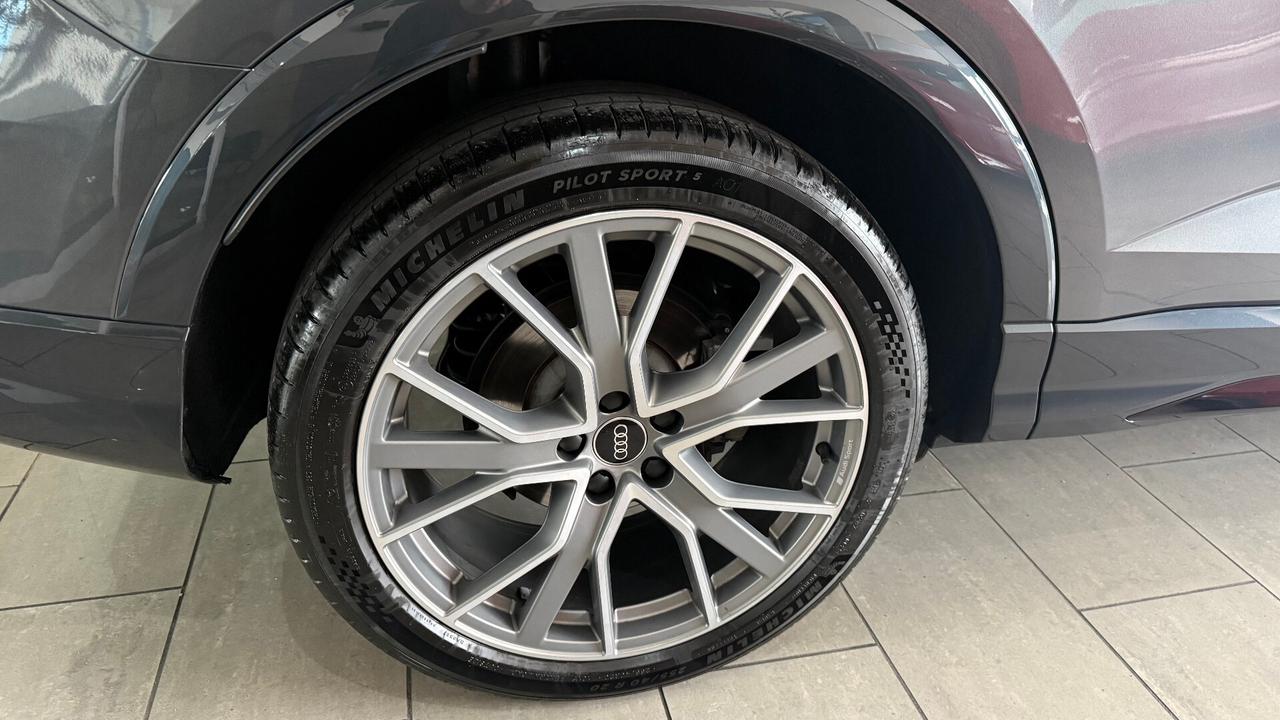 AUDI Q3 SPORTBACK TETTO S LINE S-TRONIC