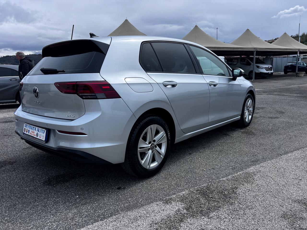 Volkswagen Golf 1.0 TSI DSG Style