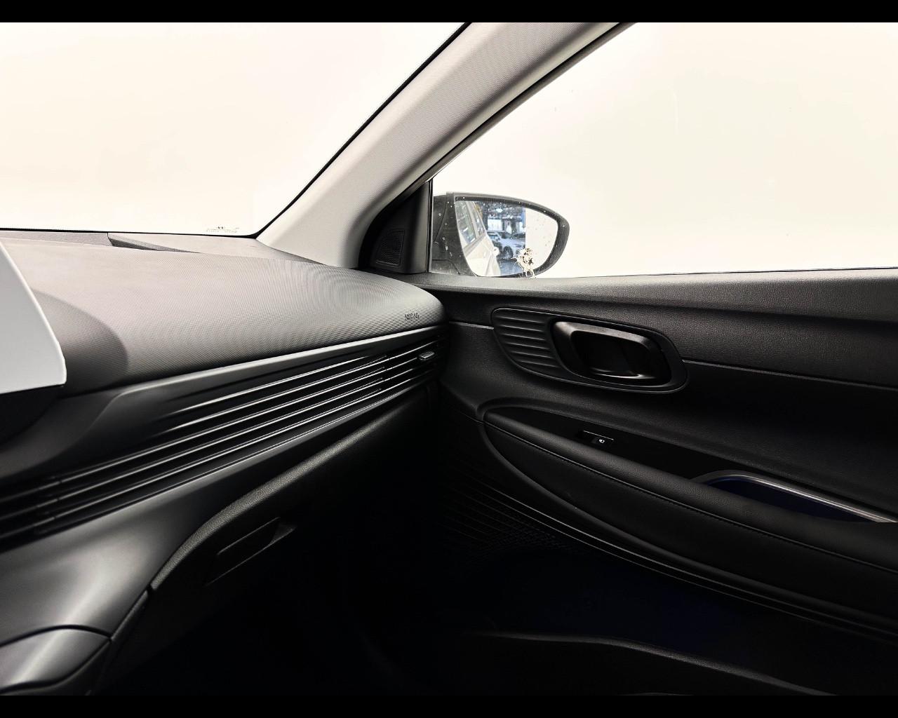 HYUNDAI BAYON 1.2 MPI XLINE