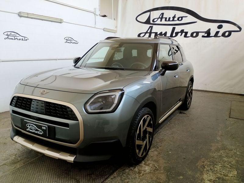 MINI Mini Countryman U25 Mini C Countryman Favoured tua da 389,00 al mese