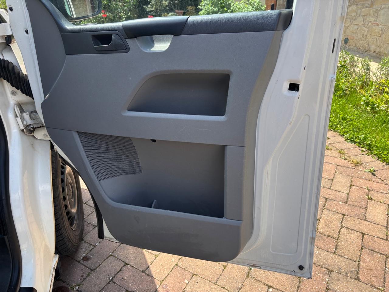 Volkswagen T5 Transporter 2.5 TDI 131 CV