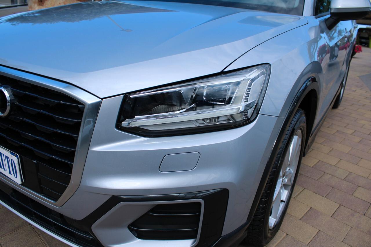Audi Q2 2.0 TDI quattro S tronic Business