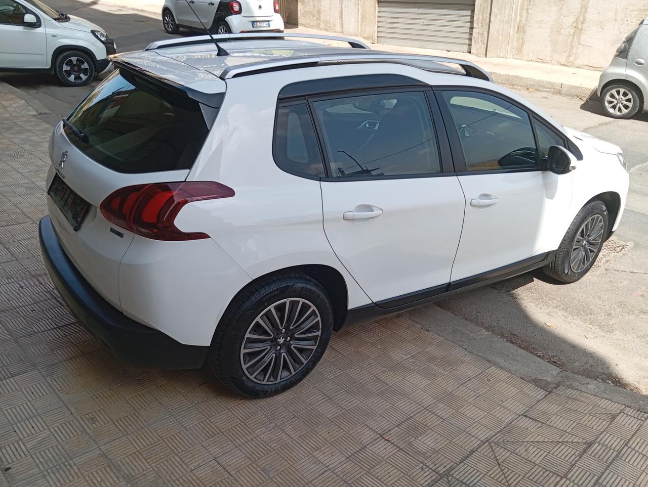 Peugeot 2008 BlueHDi 100 Active