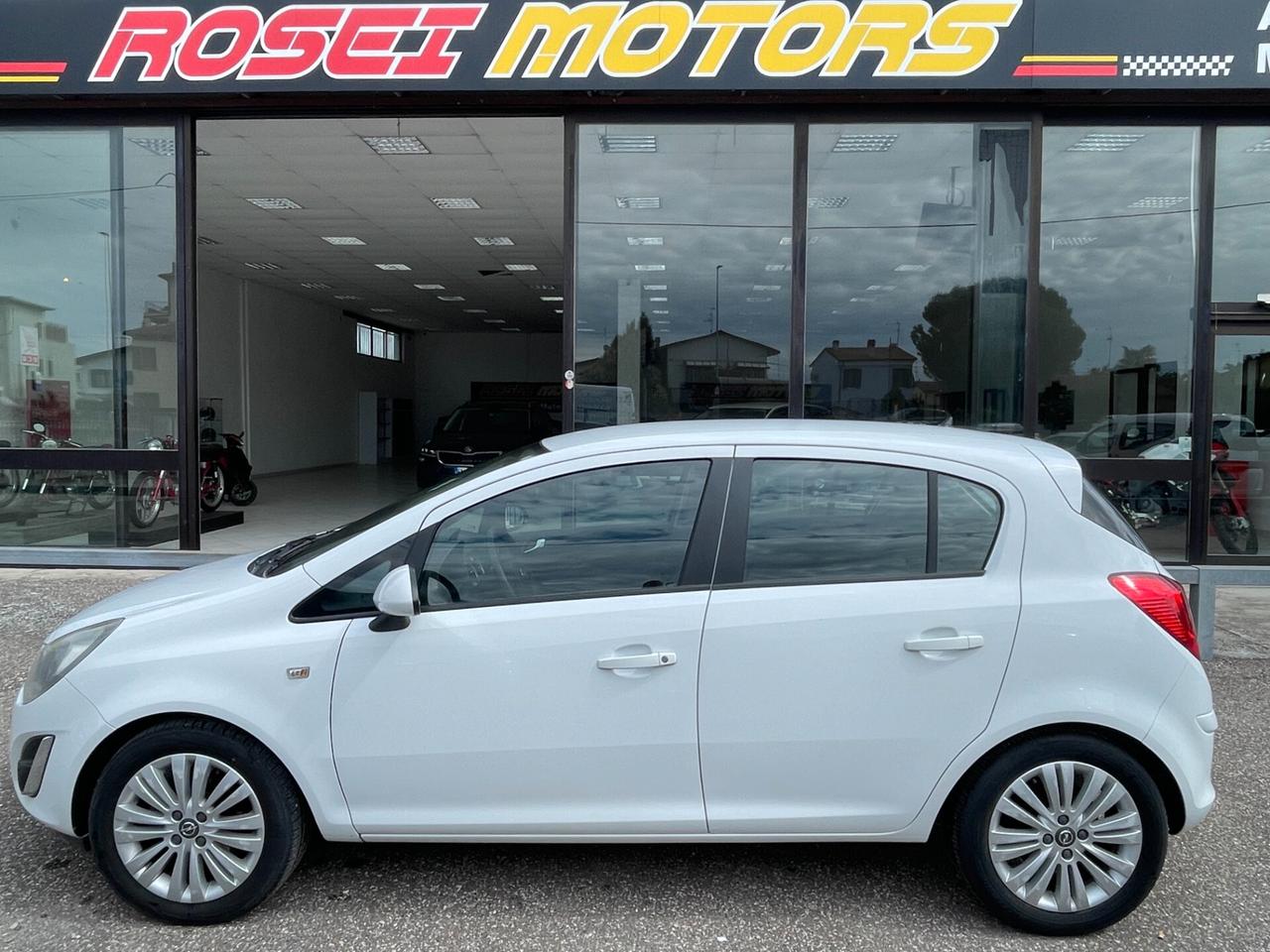 Opel Corsa 1.2 5 porte Edition IMP. METANO ANCHE NEOPATENTATI