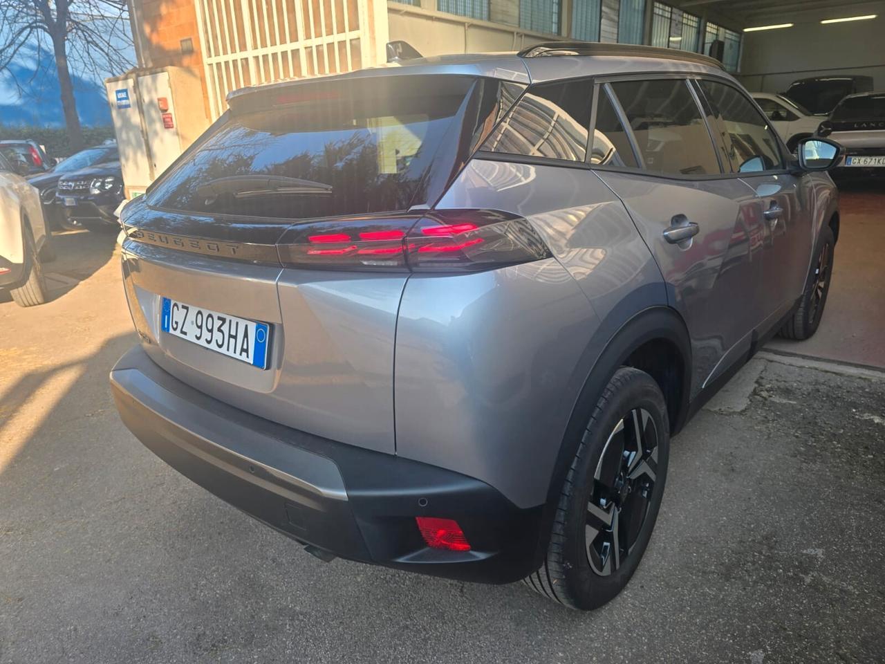Peugeot 2008 Hybrid 145 e-DCS6 Allure rate da 99,00