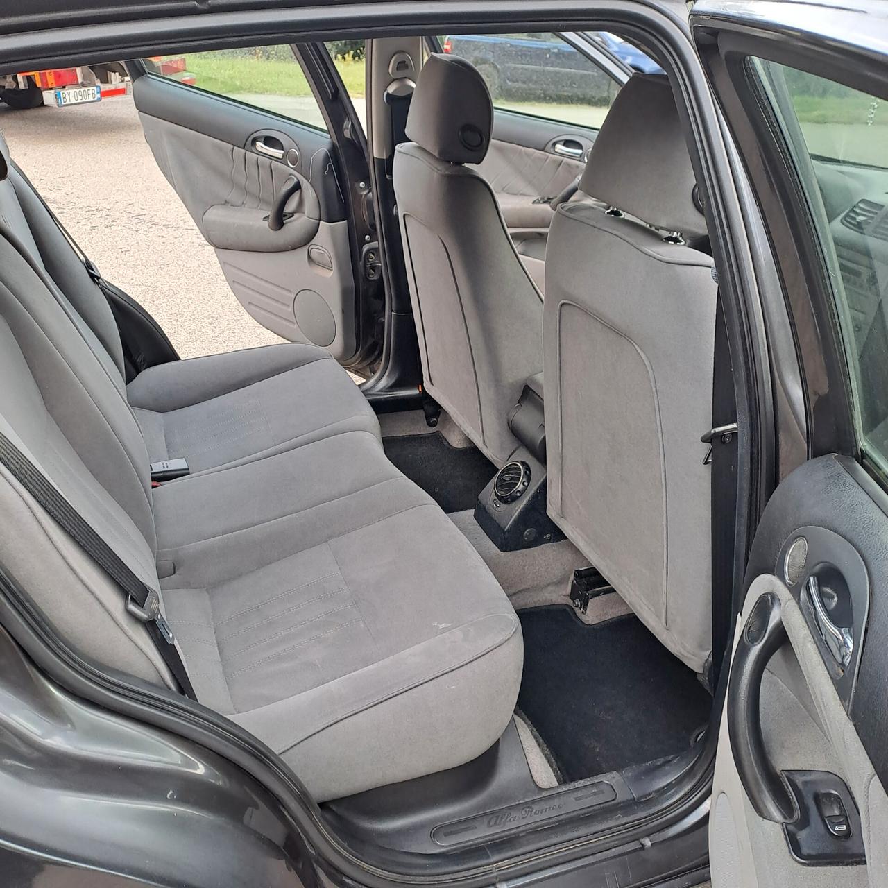 Alfa Romeo 147 1.9 JTD (120) 5 porte Progression