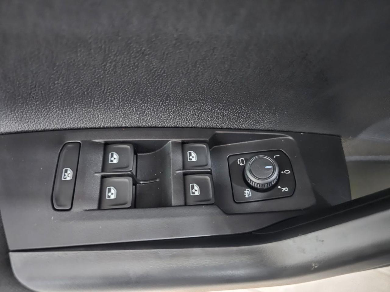 Volkswagen Taigo Life C.16" LED PDC Tetto Cruise Neopatentati