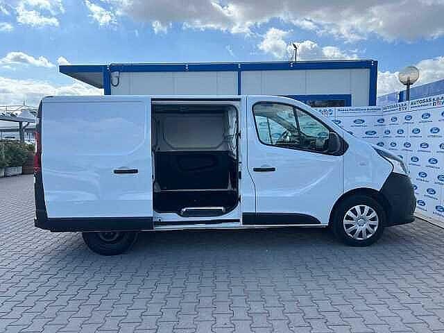 Nissan NV300 27 2.0 dCi 120CV PC-TN Van