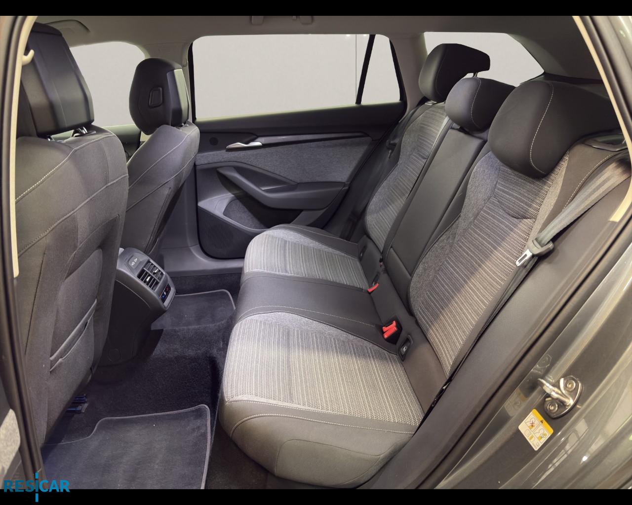 Skoda Superb Wagon 2.0 tdi Selection 150cv dsg, IVA ESPOSTA
