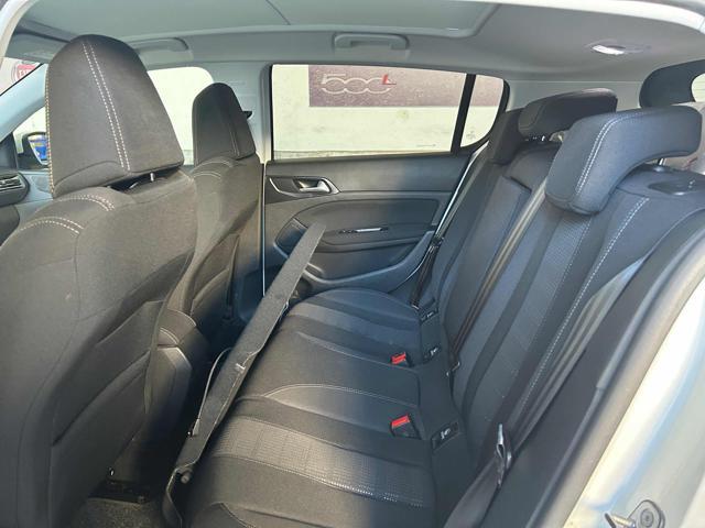 PEUGEOT 308 BlueHDi 120 S&S EAT6 Allure