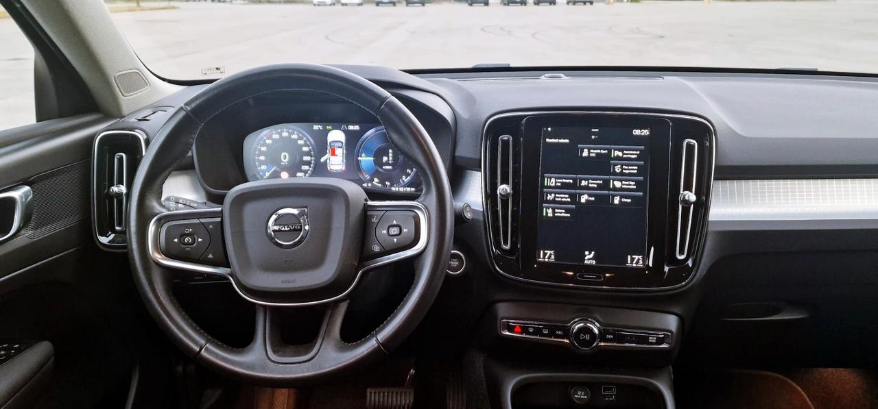 Volvo XC40 B4 AWD Geartronic Inscription