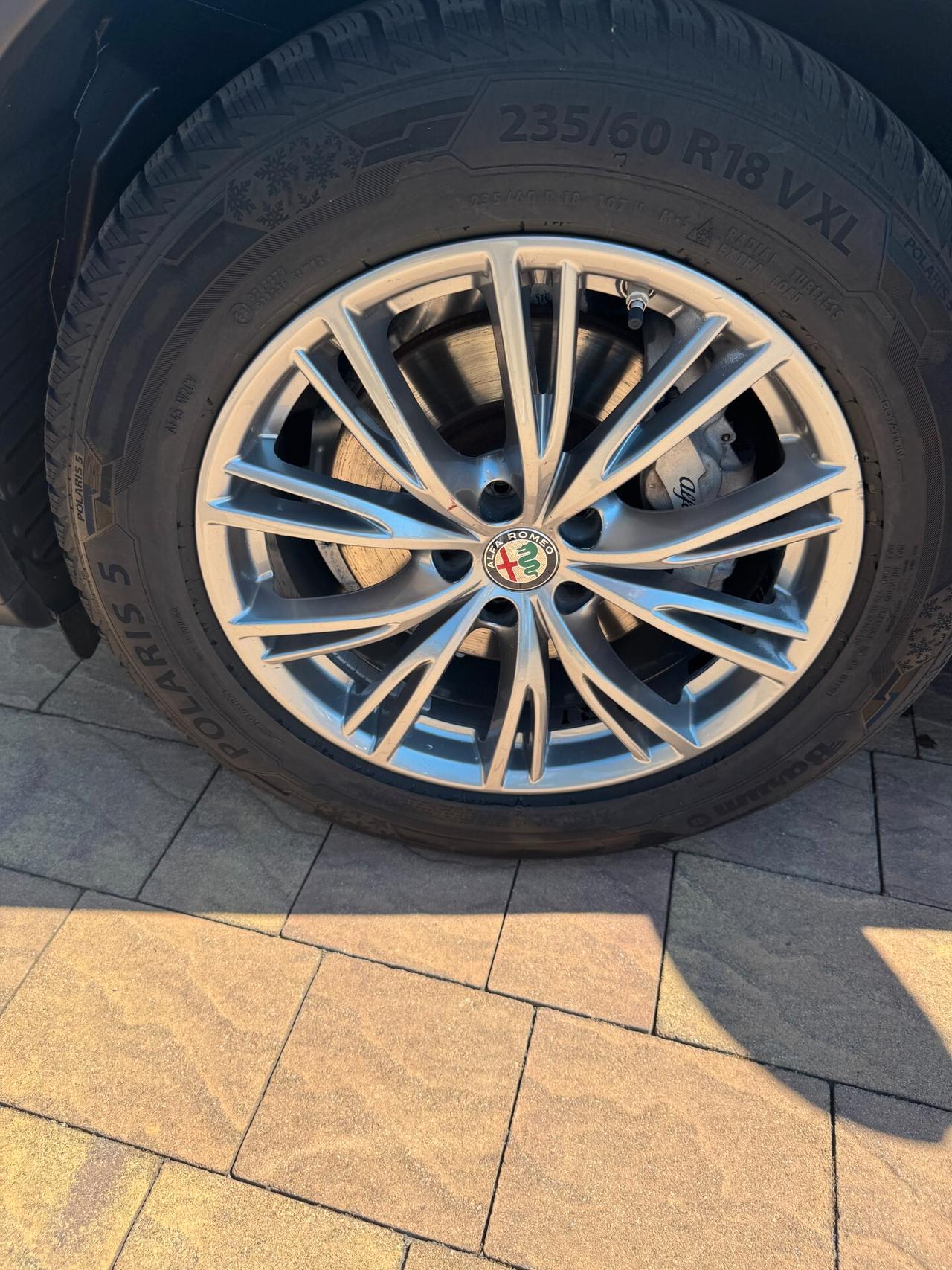 Alfa Romeo Stelvio 2.2 Turbodiesel 160 CV AT8 RWD Business