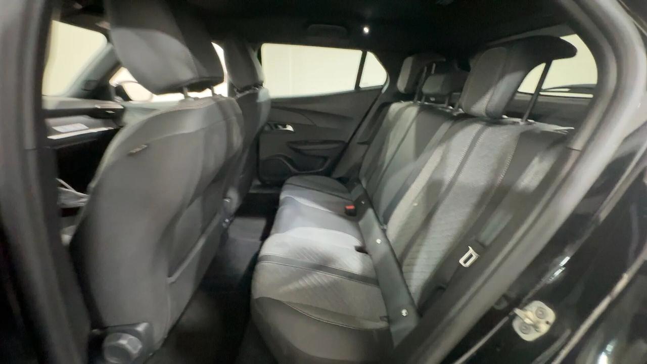 Peugeot 2008 PureTech 100cv Allure '25