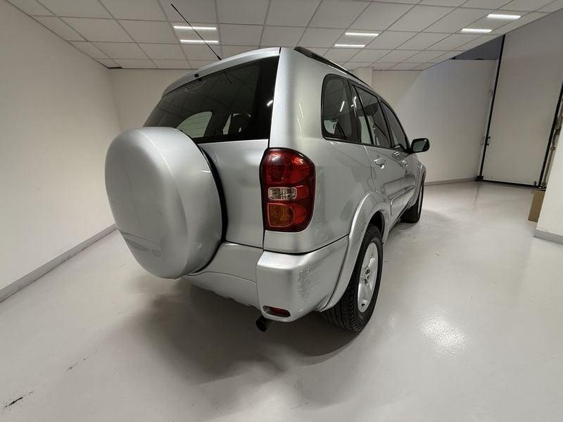 Toyota RAV4 RAV4 2.0 Tdi D-4D cat 5 porte Sol