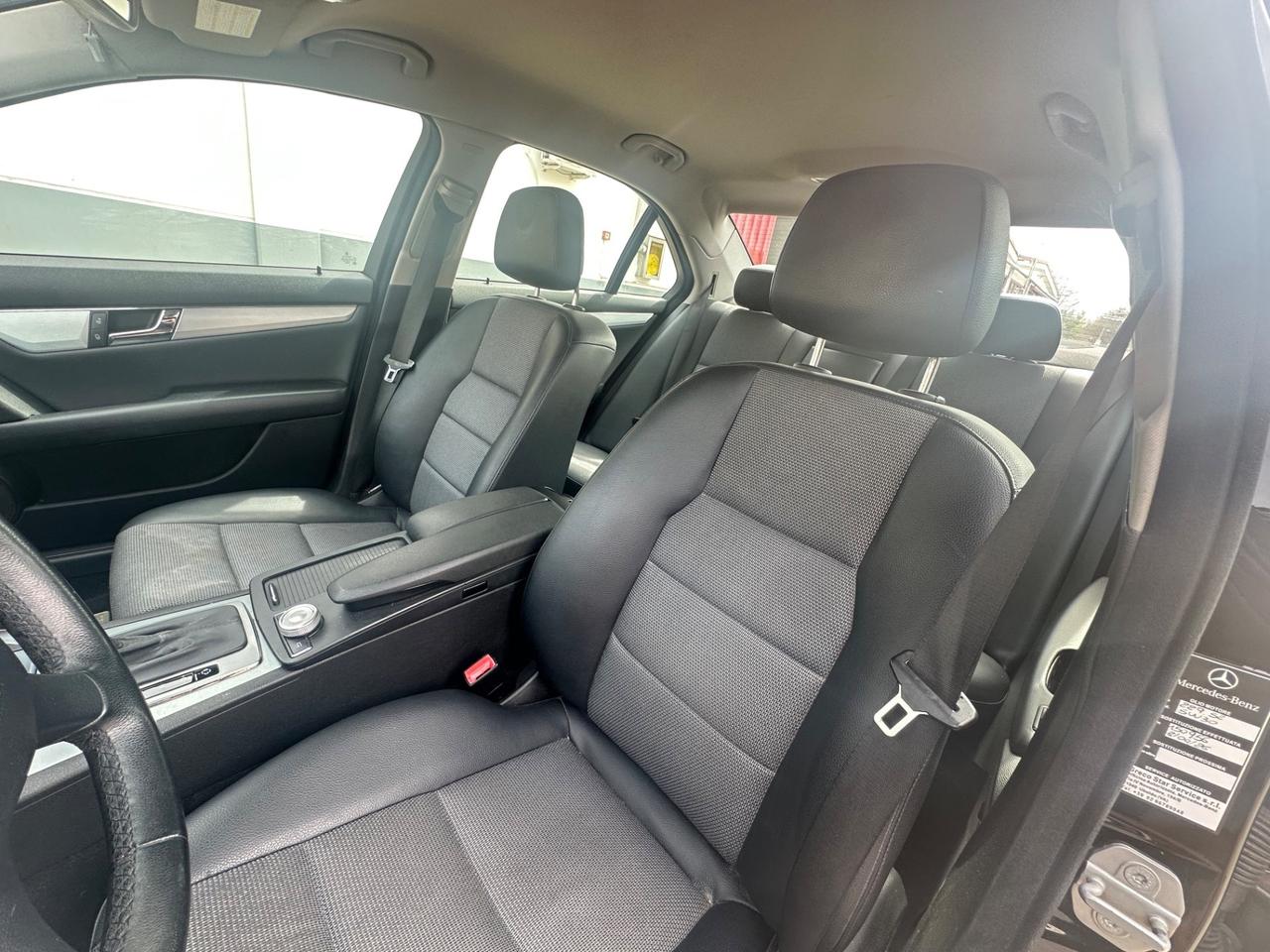 Mercedes-benz C 220 CDI BlueEFFICIENCY Elegance