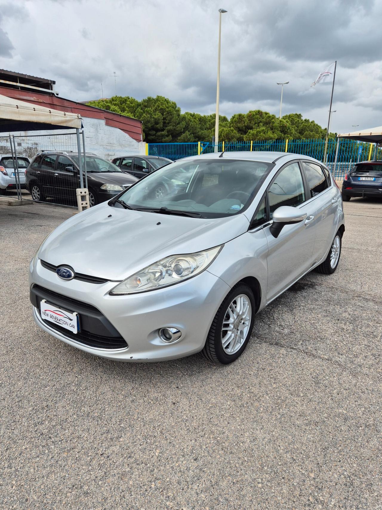Ford Fiesta 1.4 5 porte Bz.- GPL Titanium