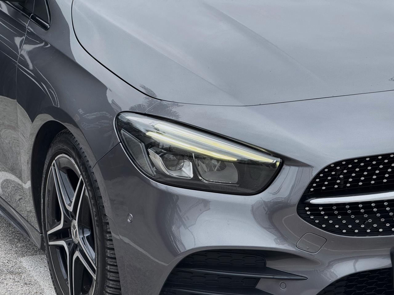 Mercedes-Benz B 180 d Premium AMG PACK LUCI