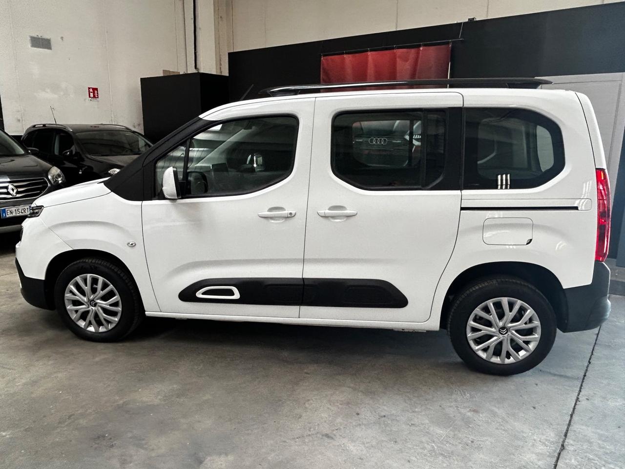 Citroen Berlingo 1500 blue hdi