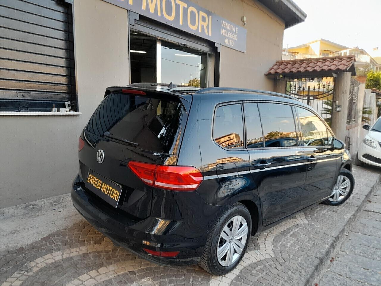 Volkswagen Touran 7 POSTI 2.0 115cv AUTOMATICO