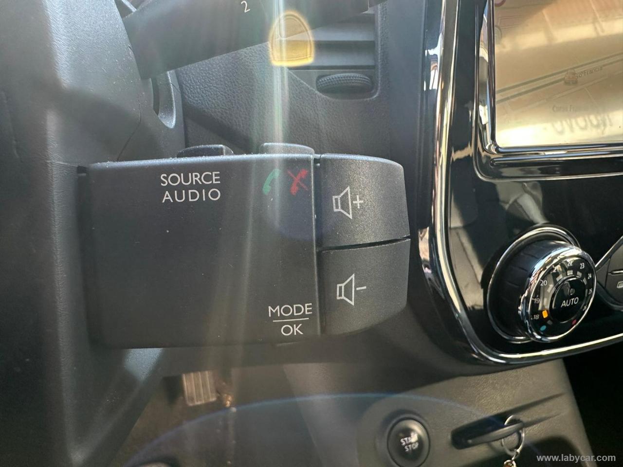 RENAULT Captur dCi 8V 90 CV EDC S&S Energy Zen *NEOPATENTATI*