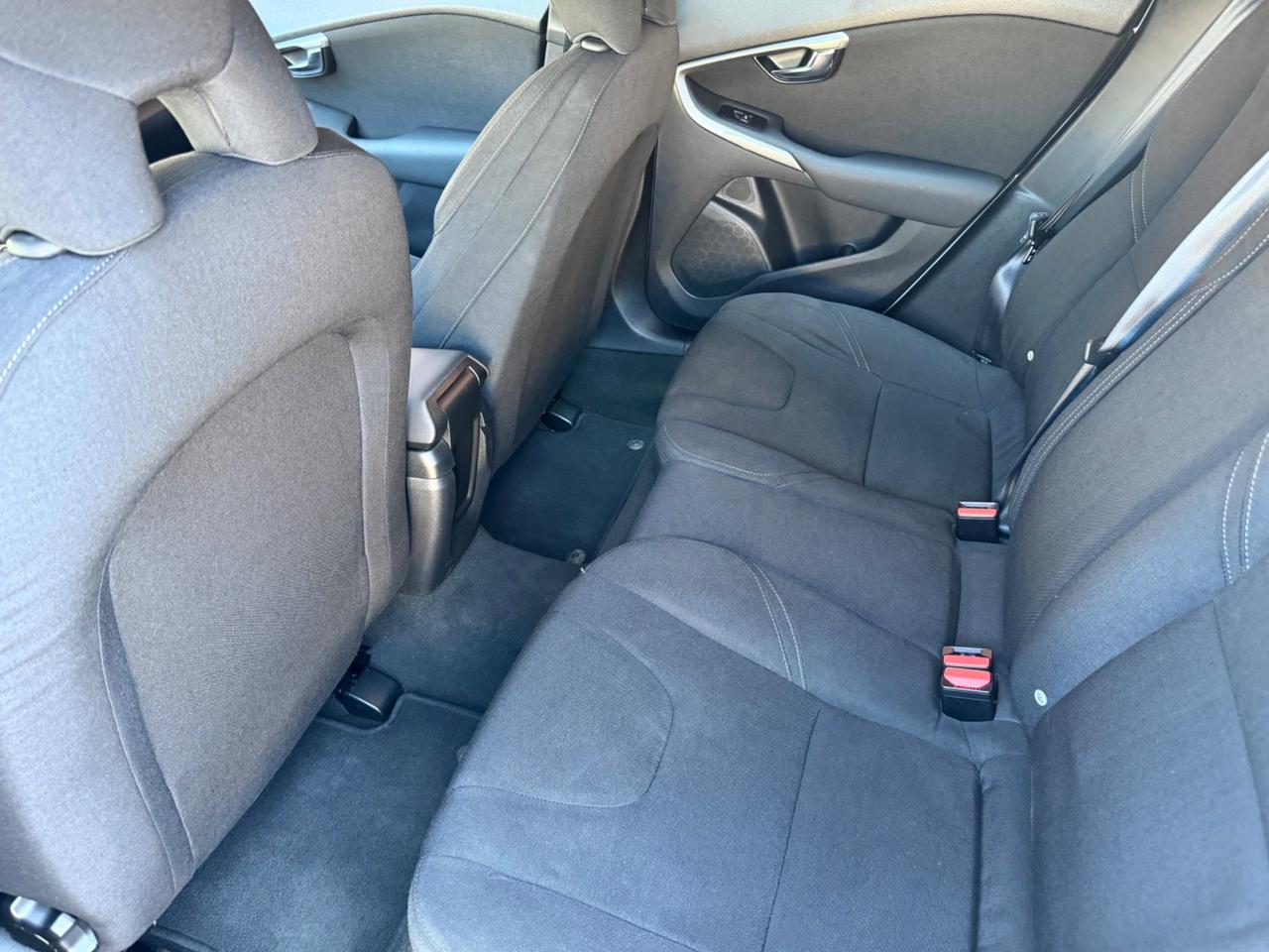 Volvo V40 Cross Country V40 Cross Country D2 1.6 Momentum