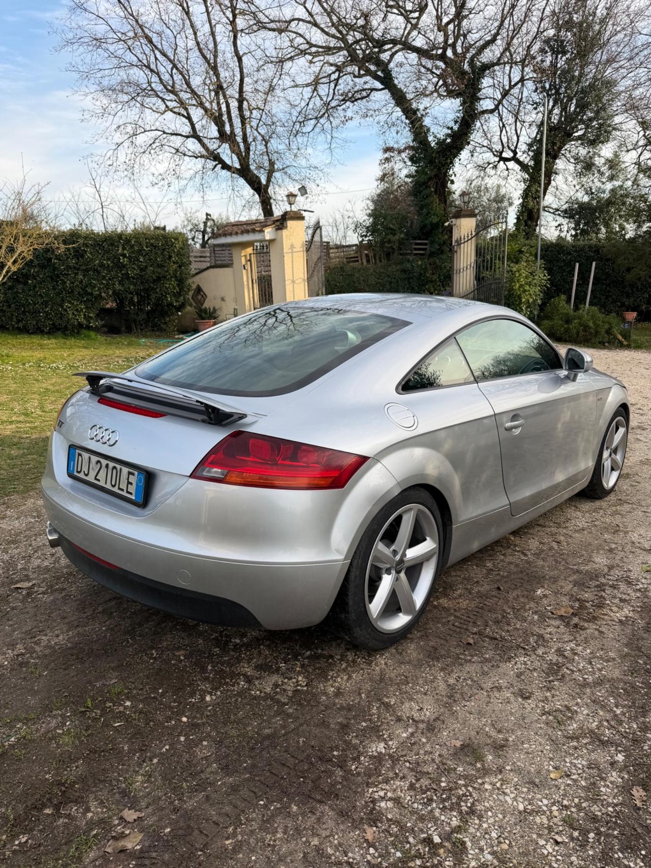 Audi TT Coupé 2.0 TFSI Sline