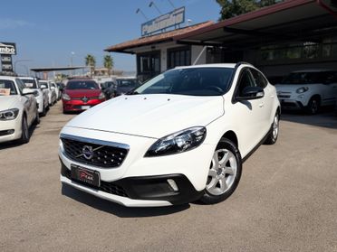 Volvo V40 Cross Country D2 1.6 Momentum