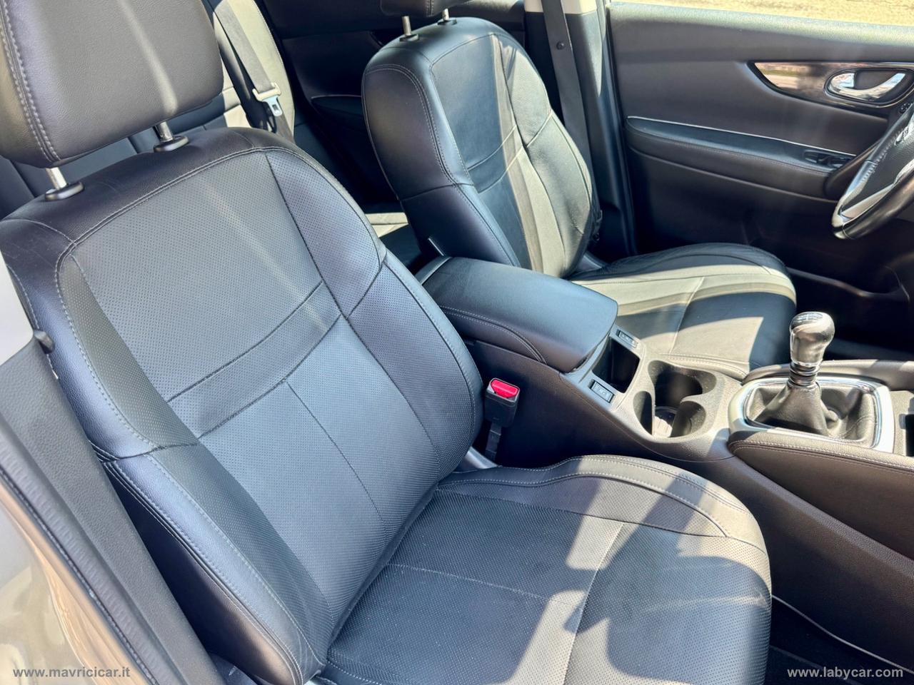 NISSAN Qashqai 1.6 dCi 4WD N-Connecta