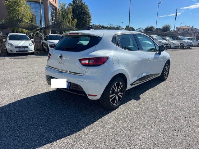 RENAULT Clio dCi 8V 75 CV 5 porte Moschino Life