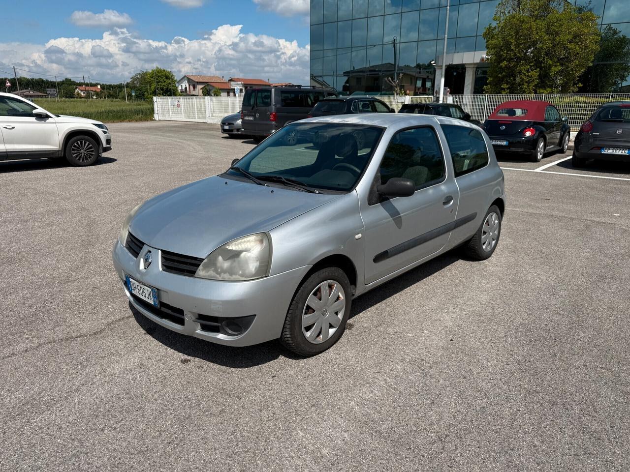 Renault Clio 1.2 16V 3 porte Dynamique