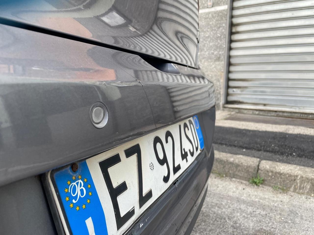 Hyundai i20Restayling 1.1Diesel5 porte 90milaKM IperFull