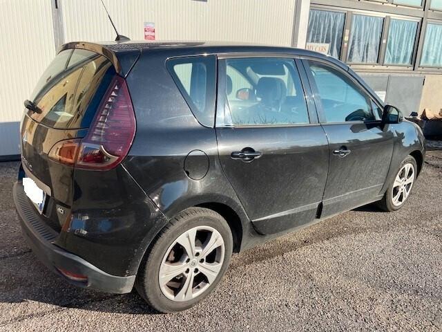 Renault Scenic Scénic X-Mod 1.5 dCi 105CV Confort