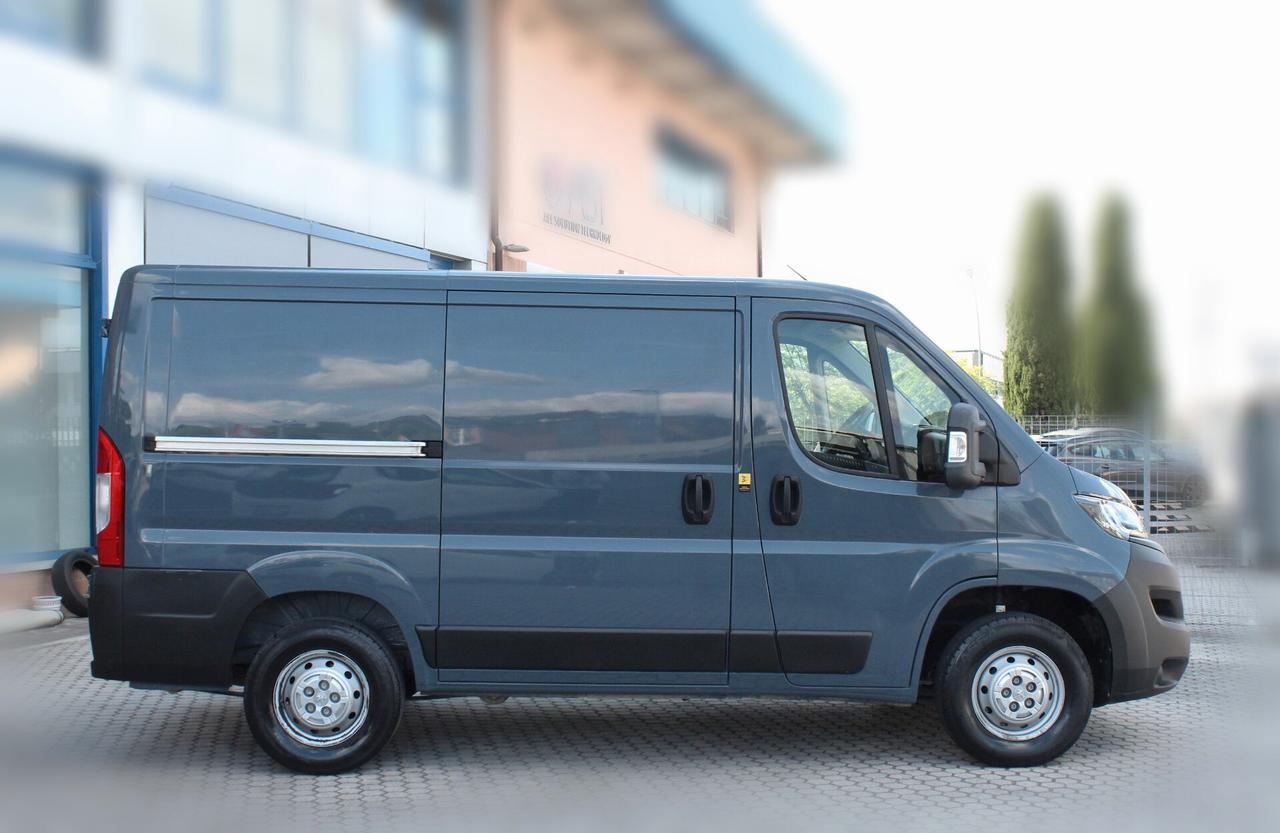 Peugeot Boxer 330 2.2 BlueHDi 120 PC-TN Furgone-2 ANNI DI GARANZIA