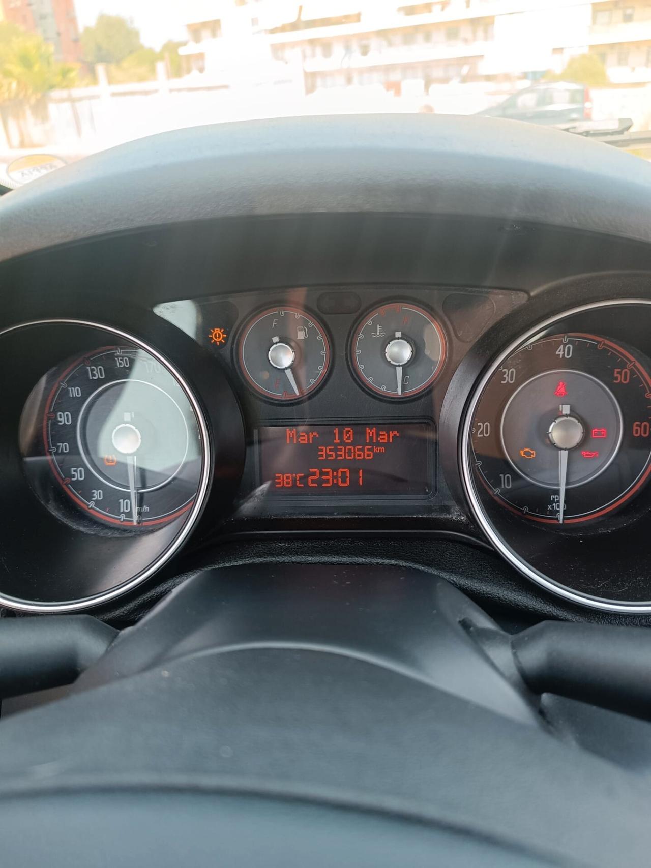 Fiat Punto 95 cv 70 kw 1.3 mjt
