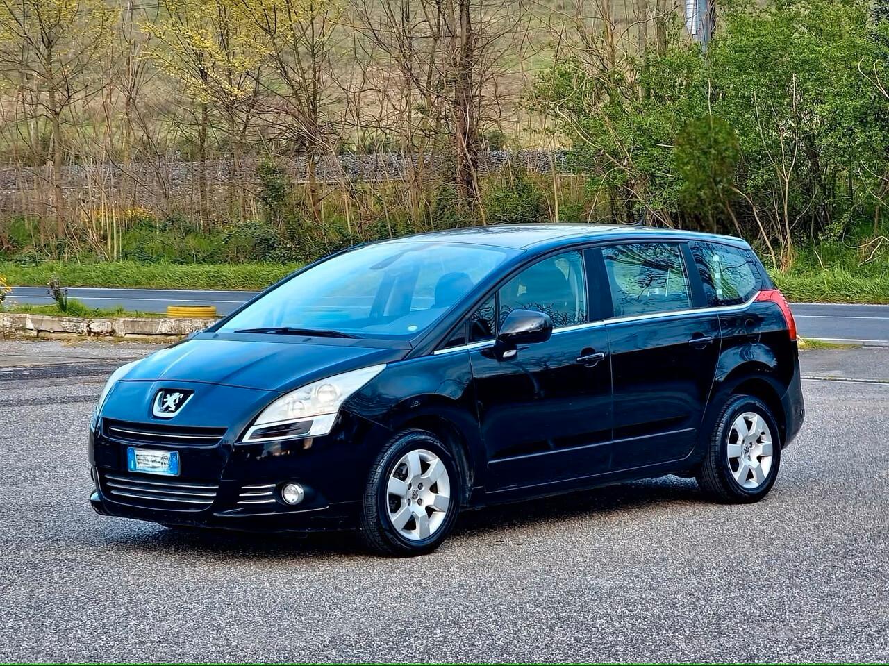 Peugeot 5008 "Finanziabile Senza Busta Paga"