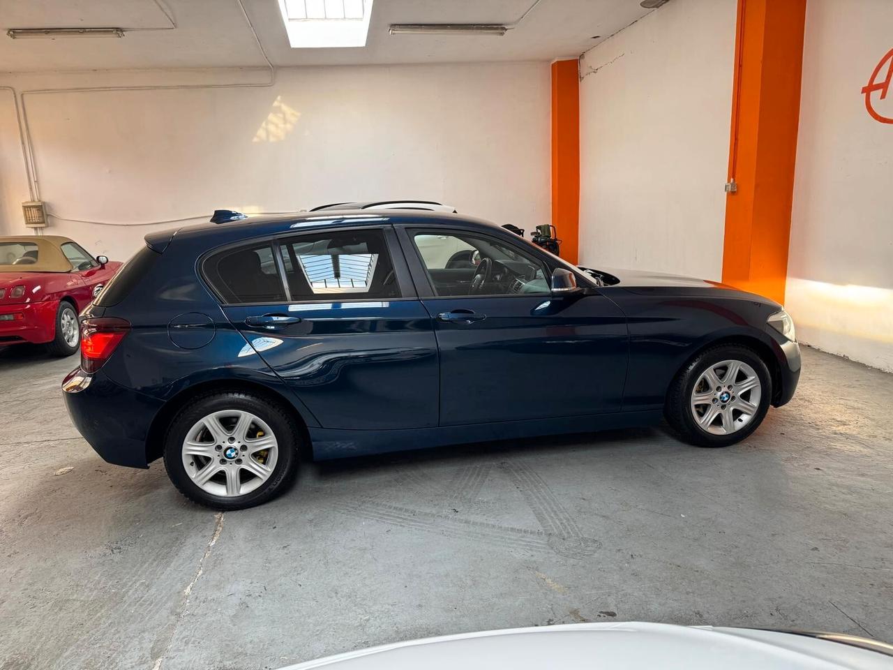 Bmw 114d 5p. Unique 70 kW
