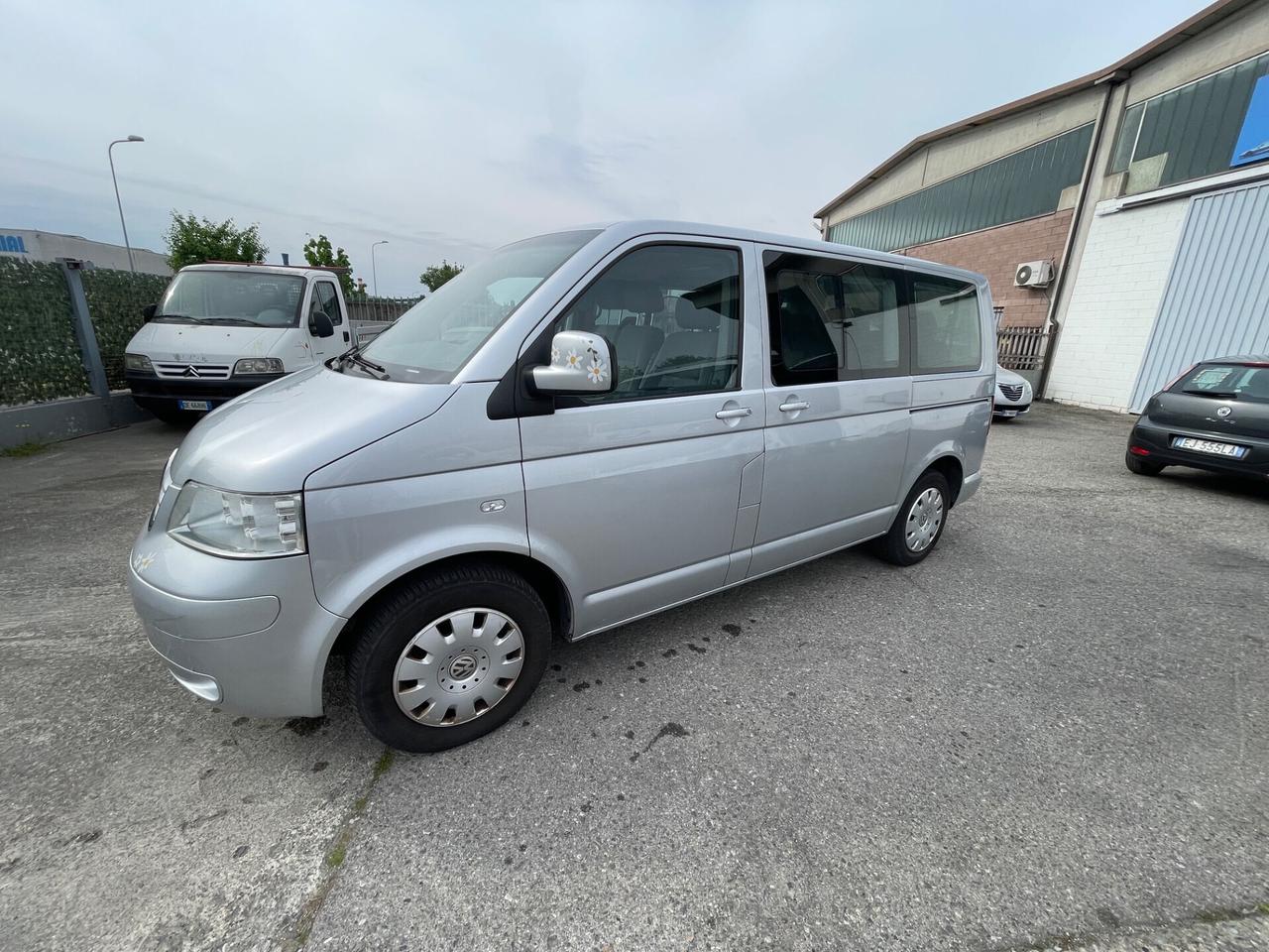 Volkswagen Transporter 2.5 TDI/130CV PC-TM Kombi