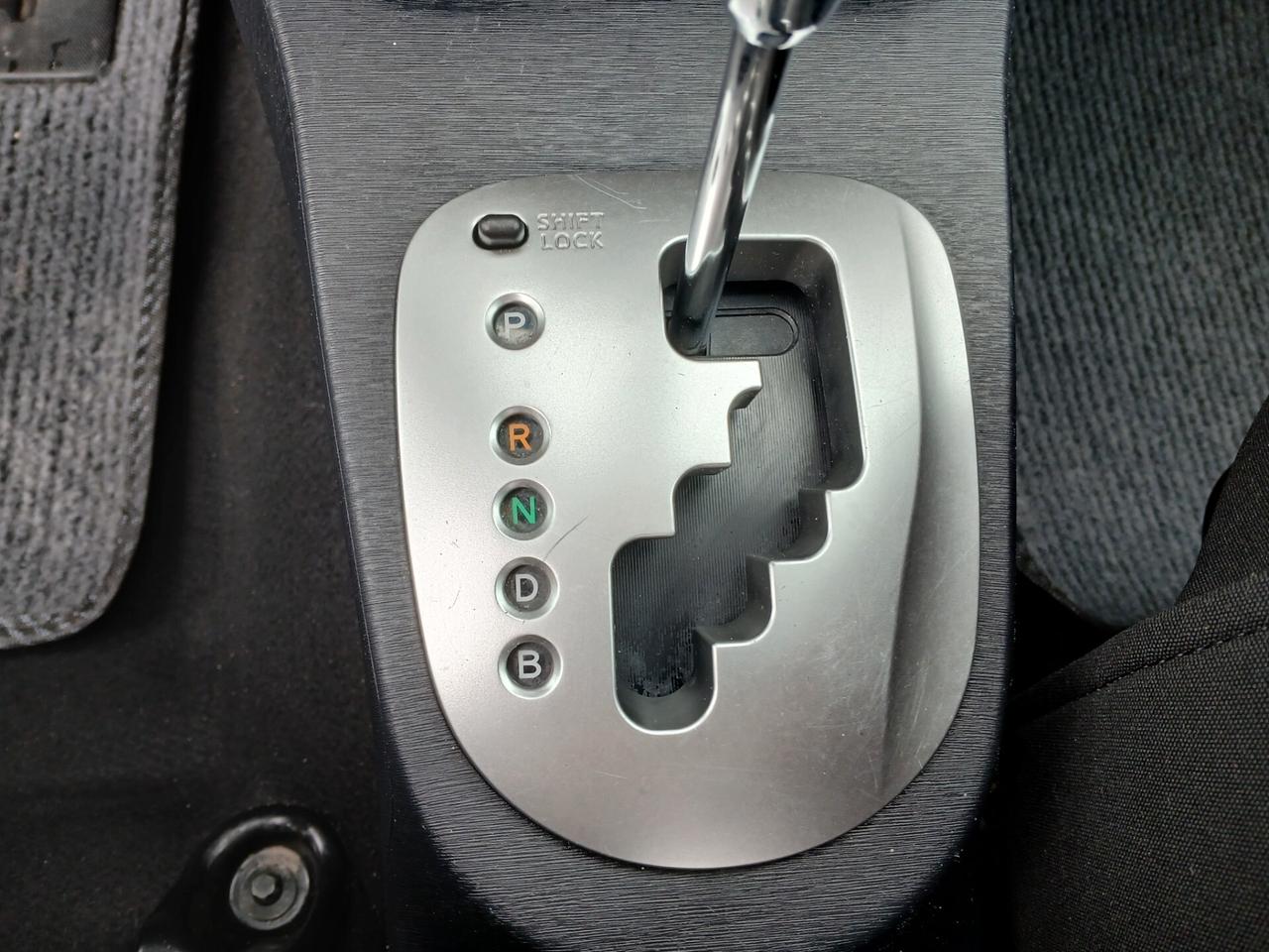 TOYOTA YARIS 1.5 HYBRID 5P LOUNGE BENZINA AUTO