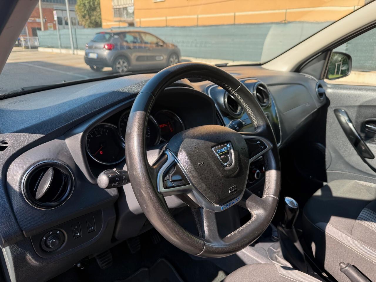 Dacia Sandero Stepway 1.5 dci - NEOP. - NAV. - GARANTITA -