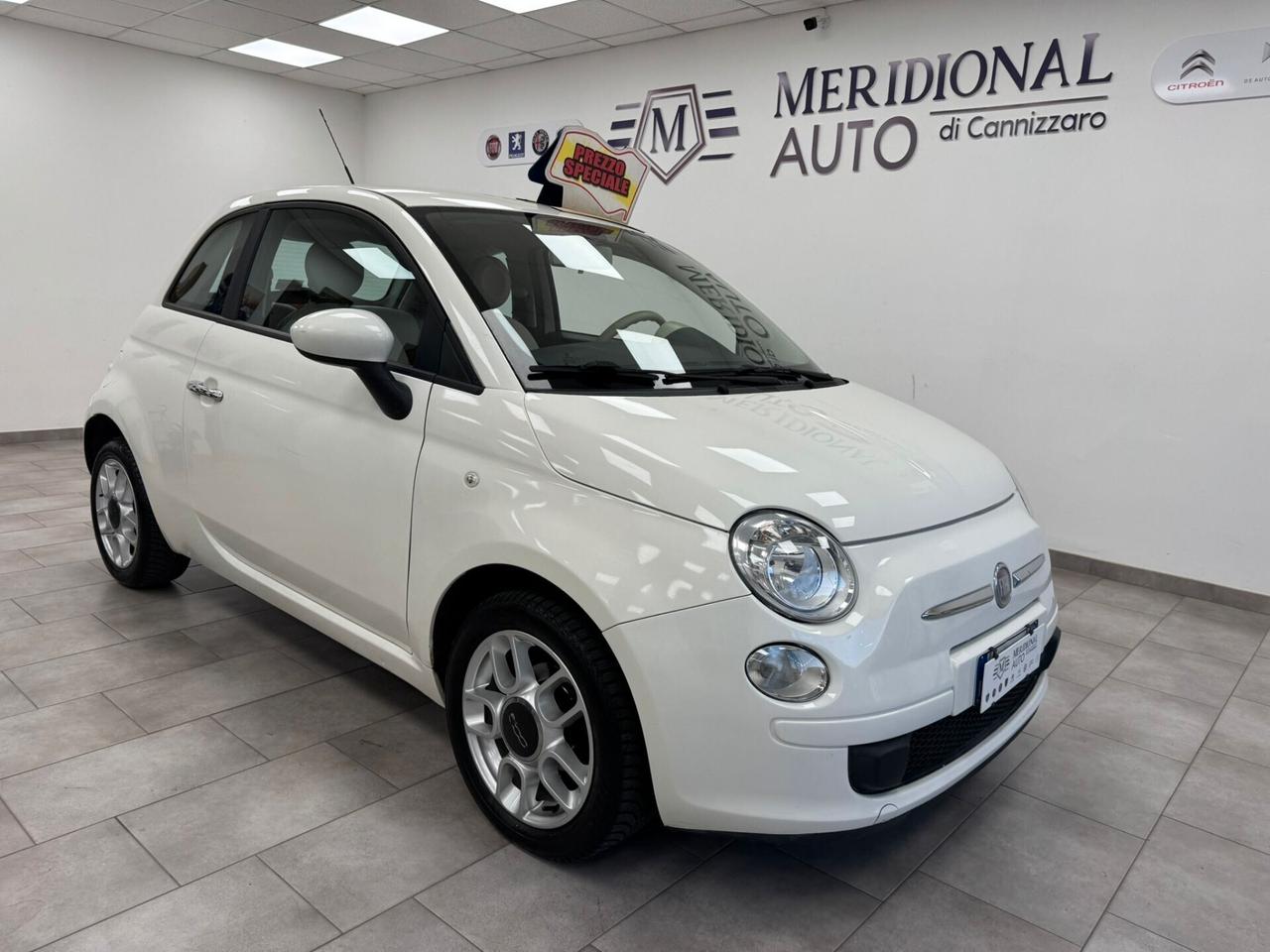FIAT 500 LOUNGE 1.2 BENZINA 2011