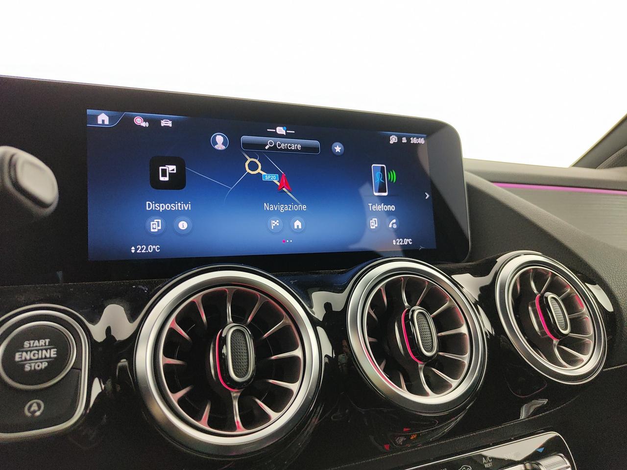 Mercedes-Benz GLA 200 d
