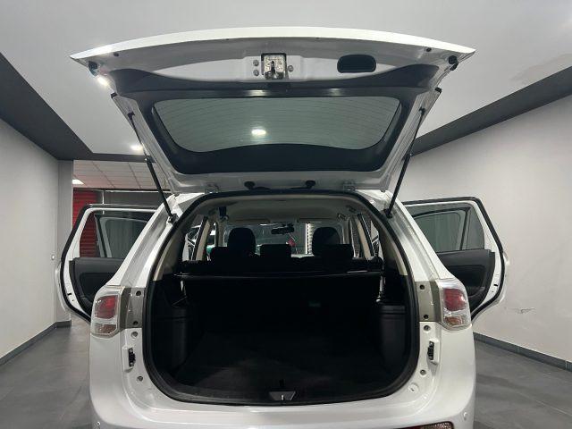 MITSUBISHI Outlander 2.2 DI-D 4WD Intense UNICO PROPRITARIO