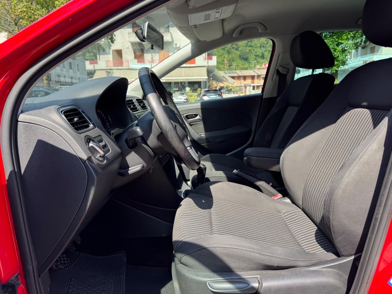 Volkswagen Polo 1.4 5 porte TAGLIANDATA - OK NEOPATENTATI