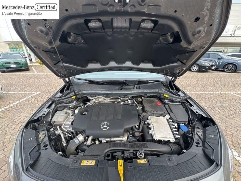 Mercedes-Benz GLA 200 D PREMIUM AUTO