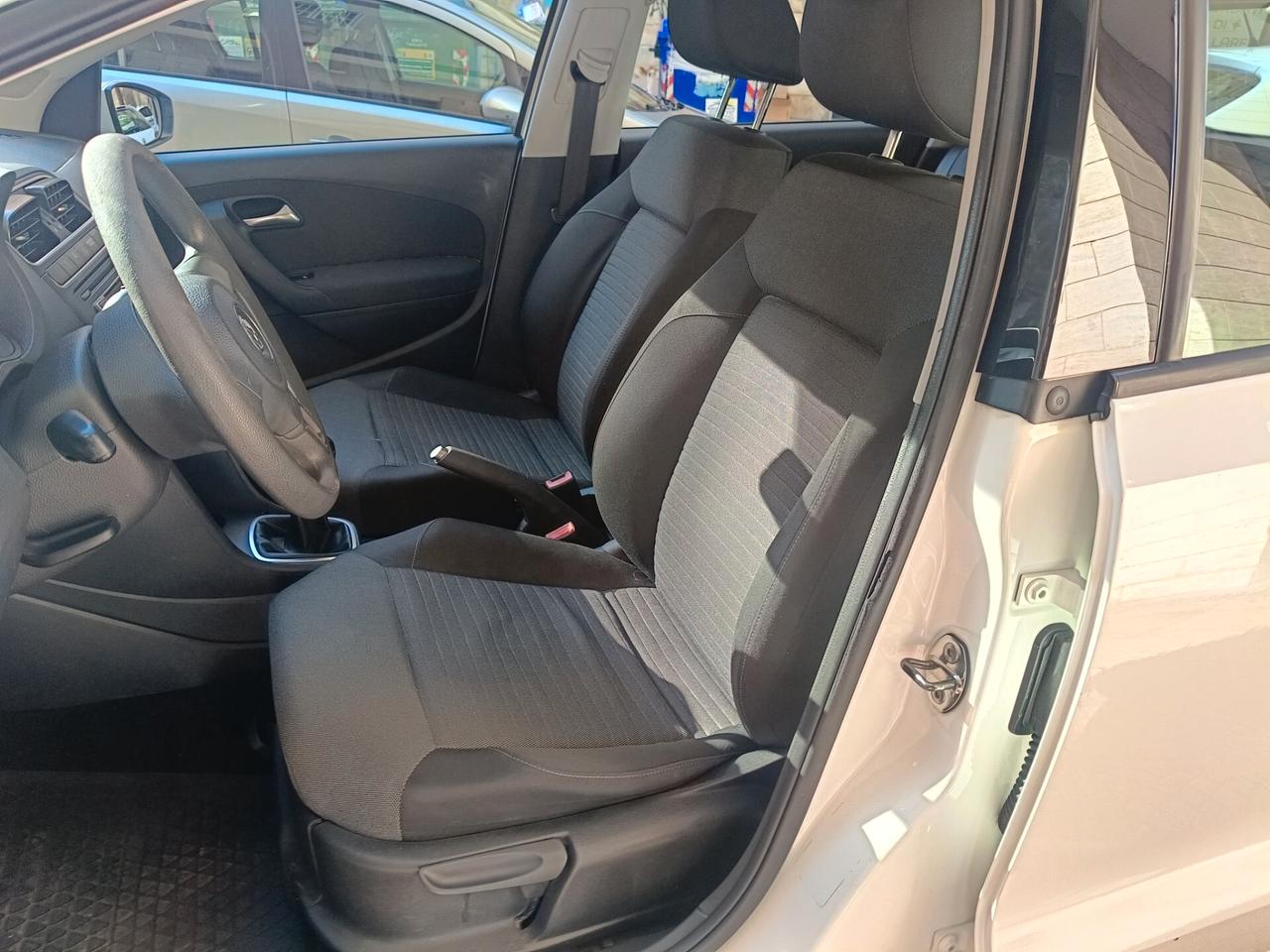 VOLKSWAGEN POLO 1.2 Diesel 75CV-NEOPATENTATI-Euro6490