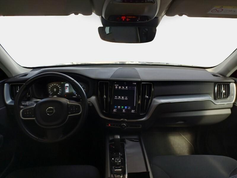 VOLVO XC60 B4 D AWD Geartronic Momentum