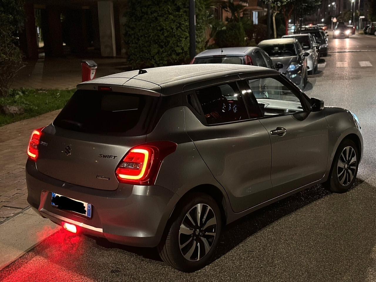 Suzuki Swift 1.2 Hybrid Top